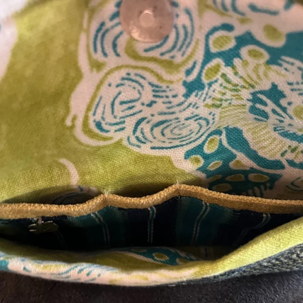 Peace of Thread Handmade One-Of-A-Kind Woven Lenvelope Wallet Clutch Blue Green